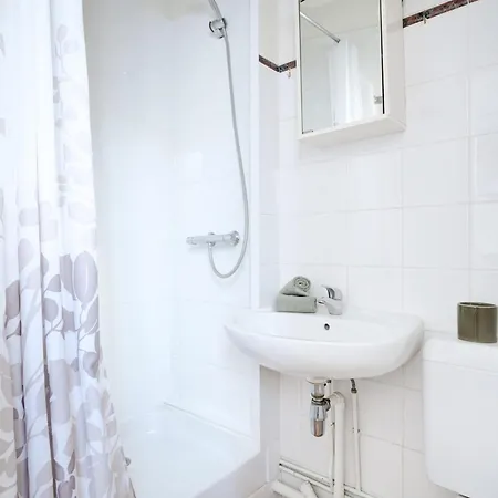 Bnbnova - Cozy For 2 In The Heart Of Le Marais Appartamento