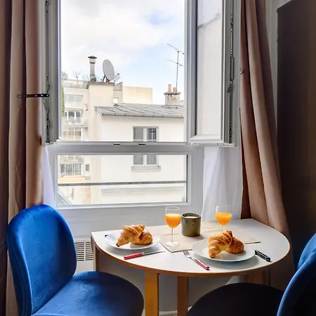 Bnbnova - Cozy For 2 In The Heart Of Le Marais Appartamento Parigi